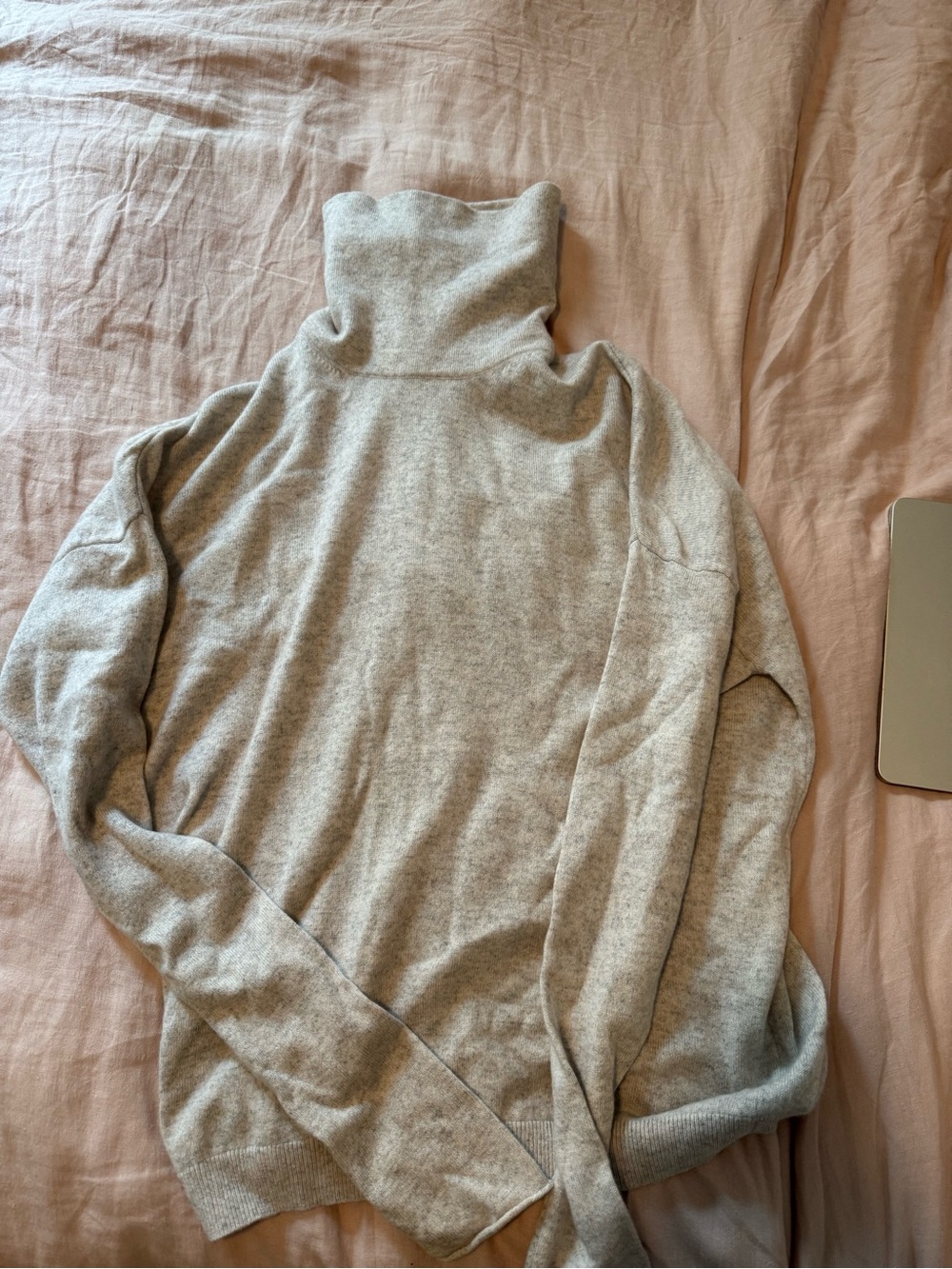 COS 100 Percent Cashmere Grey Turtleneck Sweater